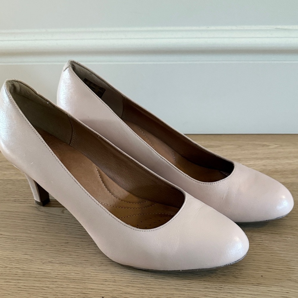Clarks Light Pink Women's Heels